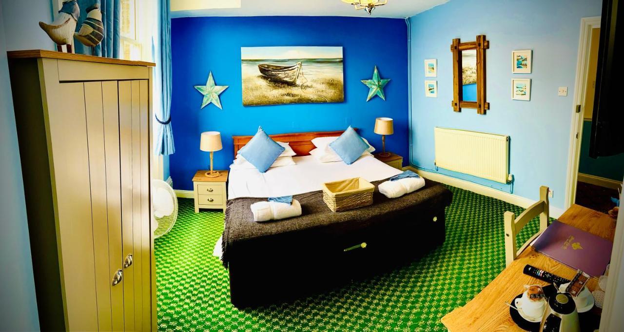 Fleur De Lis Hotel Sandwich Bagian luar foto